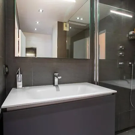 Appartement Prox.gare Montparnasse-galeries Lafayette! 4pers.